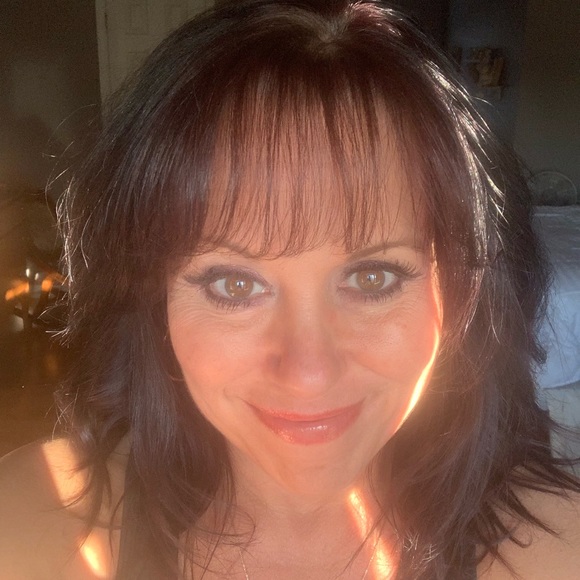 Meet your Posher, Kelly - Picture 1 of 1